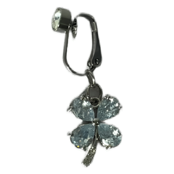 Faux piercing nombril